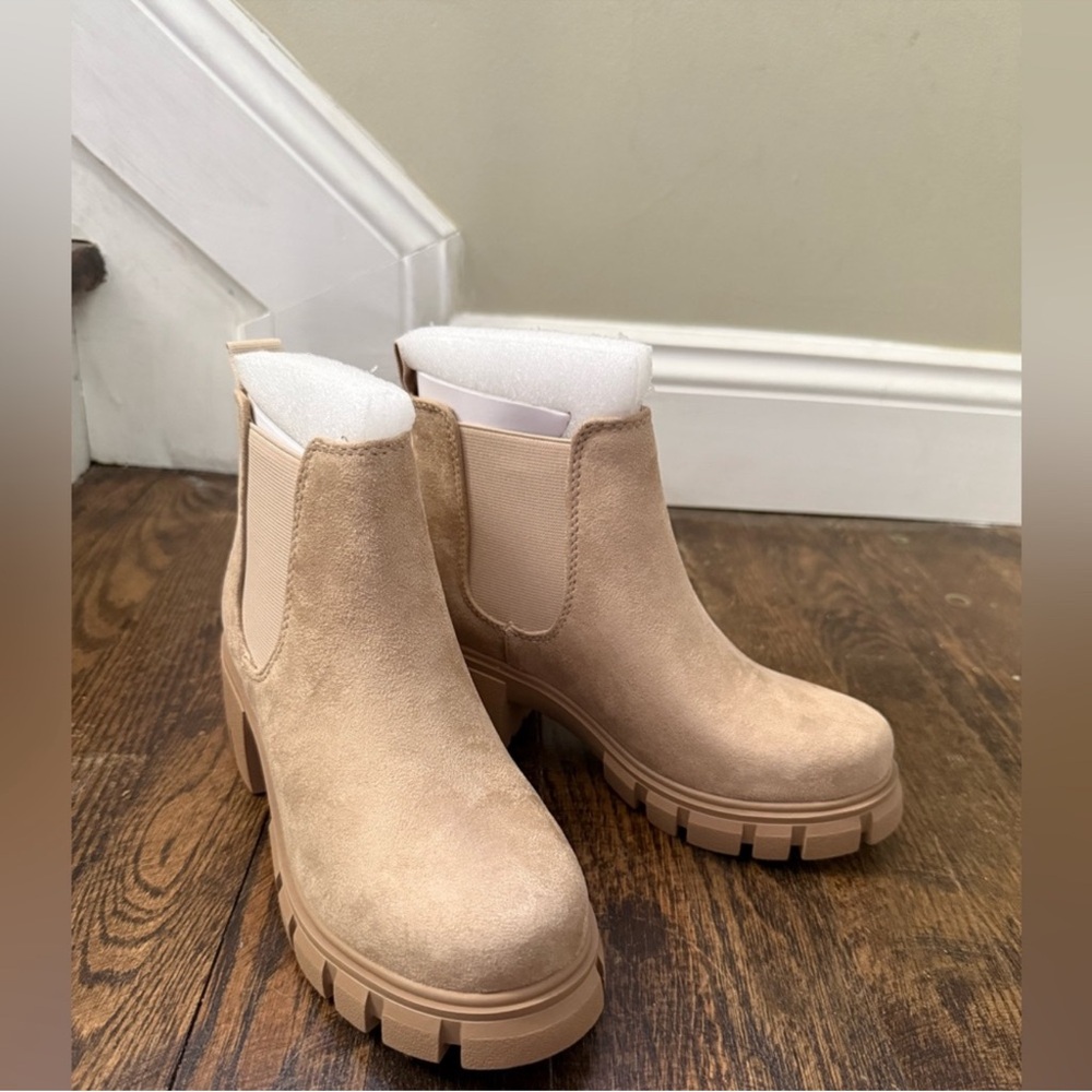 MIA Suede Tan Ankle Booties